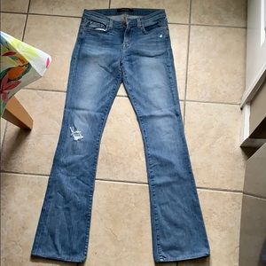 BRAND NEW JBRAND Janey Jeans 28